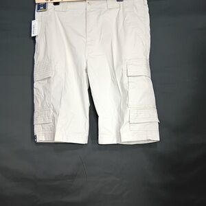 Roundtree & Yorke Men's Tan Cargo Shorts